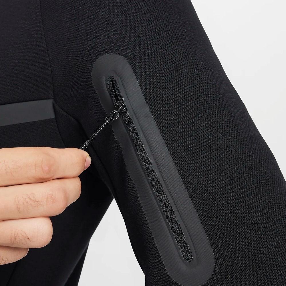 Nike Men's Black Tech Sweatshirt - Picture 3 of 3